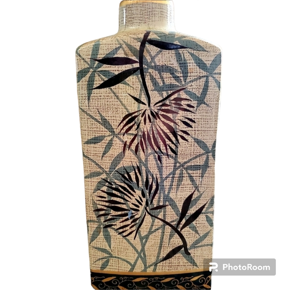 Elegant ceramic vase with bamboo leaves design